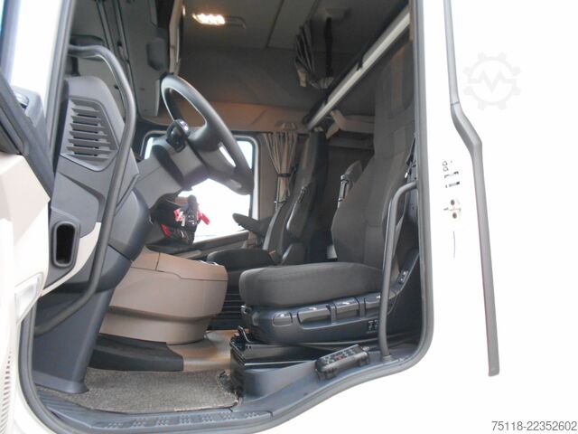 Standard SZM DAF XG 480