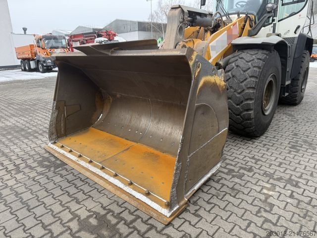 Radlader LIEBHERR L566 XPower Radlader 27,5 Ton *11.900 h *Waage