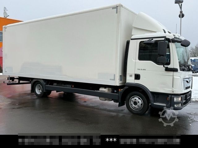 Transporter mit Koffer MAN TGL 8.180 Koffer Möbel Maxi 7,05 m lang 44 m³
