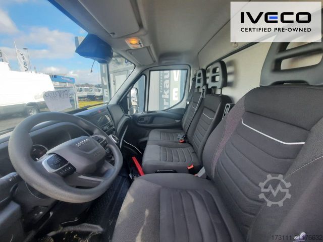 Transporter mit Koffer IVECO Daily 70C18HA8/P / Koffer LBW / Klima