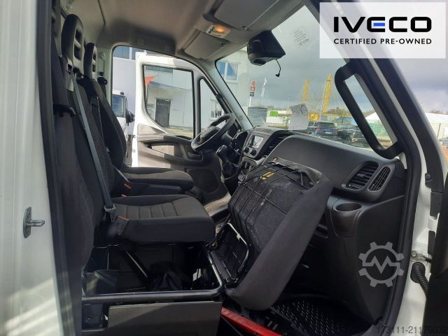 Transporter mit Koffer IVECO Daily 70C18HA8/P / Koffer LBW / Klima