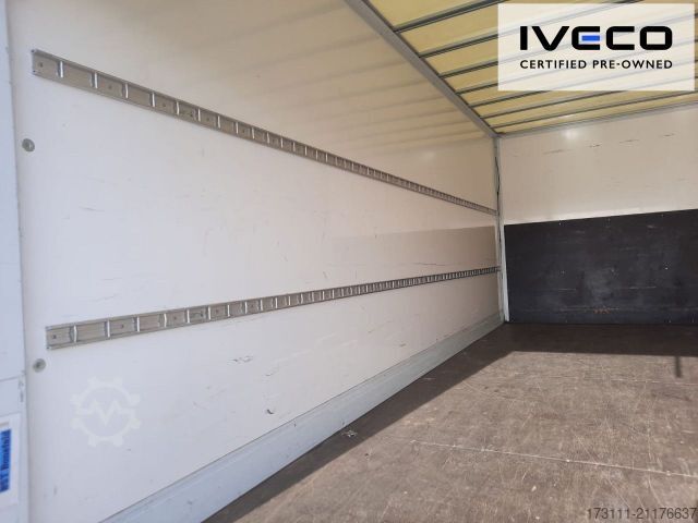 Transporter mit Koffer IVECO Daily 70C18HA8/P / Koffer LBW / Klima