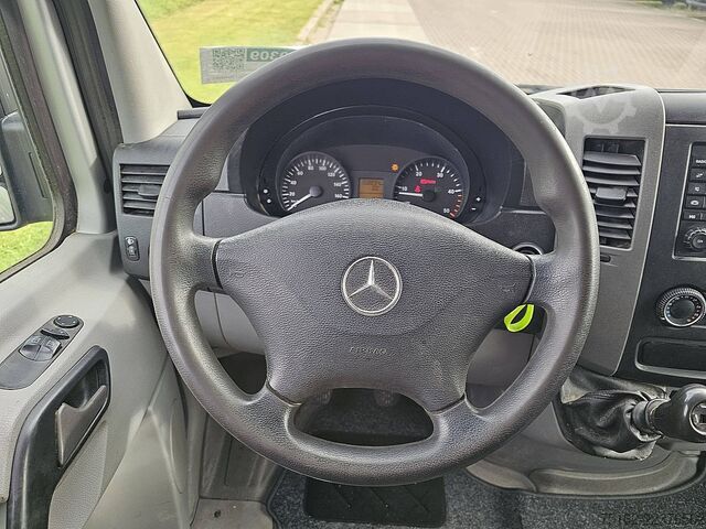 High-roof van MERCEDES-BENZ SPRINTER 316