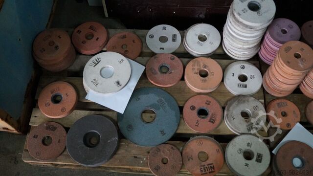 Grinding wheels, grinding stones  