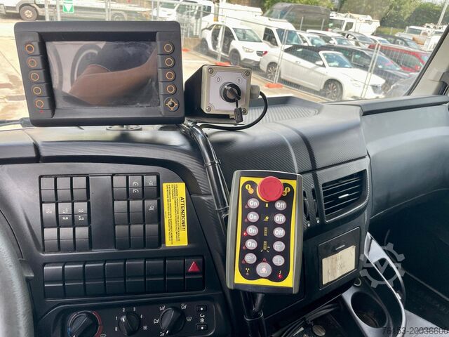 Automatic waste compactor Iveco STRALIS 330