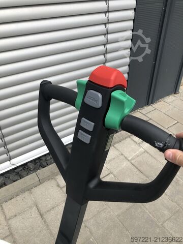 Palettenstapler Bobcat LSM12N NEUGERÄT!!!