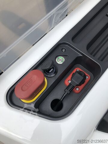 Palettenstapler Bobcat LSM12N NEUGERÄT!!!