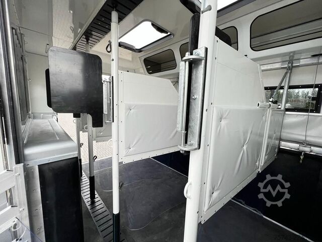 Viehtransporter LKW MERCEDES-BENZ ATEGO 1530 TT-XL  5 Pferde POP-OUT