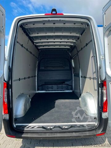 Panel van MERCEDES-BENZ Sprinter 215 9G-TR HOCH+LANG KLIMA 3-SITZ KAMERA