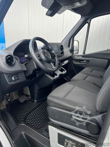 Panel van MERCEDES-BENZ Sprinter 215 9G-TR HOCH+LANG KLIMA 3-SITZ KAMERA