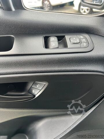Panel van MERCEDES-BENZ Sprinter 215 9G-TR HOCH+LANG KLIMA 3-SITZ KAMERA
