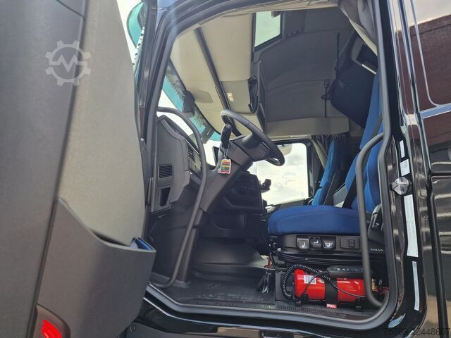 Standard-SZM Volvo FH 13.500 Globetrotter XL 4x2 - NEW - Full spec...
