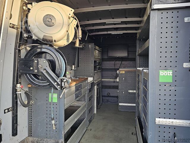 High-roof van MERCEDES-BENZ SPRINTER 314 L2H2 Wp-inrichting !