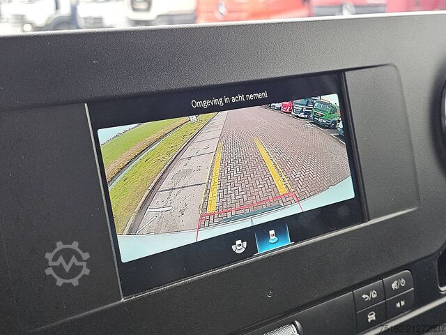 High-roof van MERCEDES-BENZ SPRINTER 317 L2H2 RWD Mbux