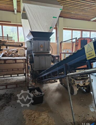 Holzschredder – Paletten-Zerkleinerungslinie ROBUST P150 Twin - pallet crushing line