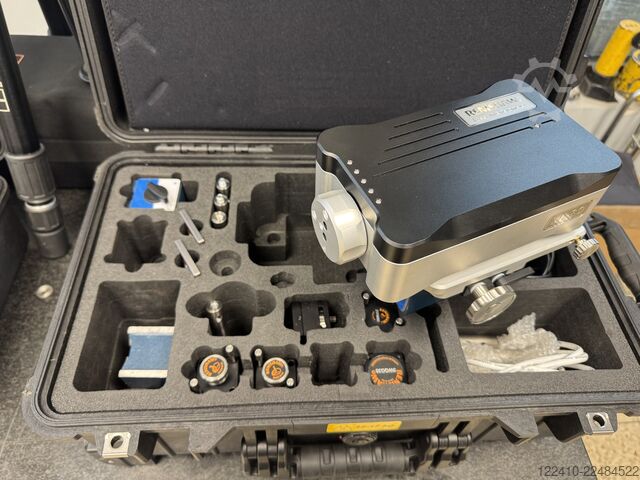 Laser interferometer system for machine calibration + rotary axis calibration Renishaw XL80 Laserinterferometer + Rotary Axis calibrator