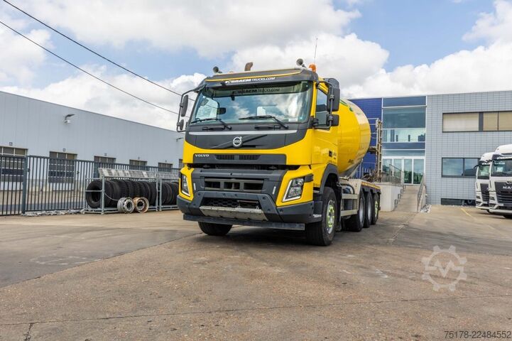 Mixer VOLVO FM 370 - LIEBHERR 10m3