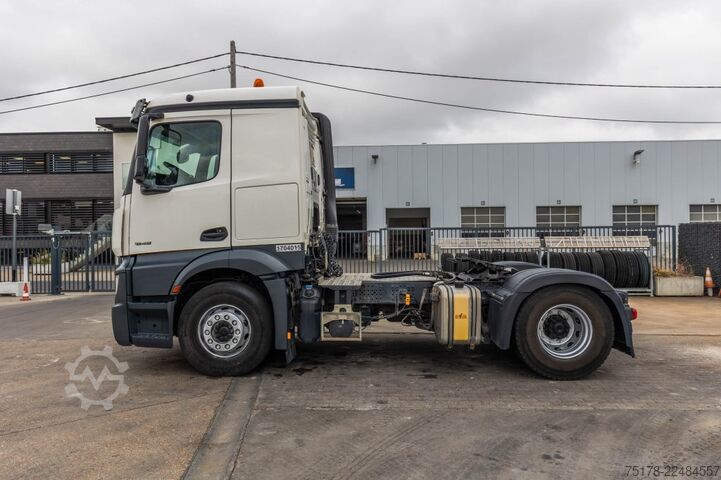 Standard tractor Mercedes-Benz ACTROS 1845 LS+HYDR