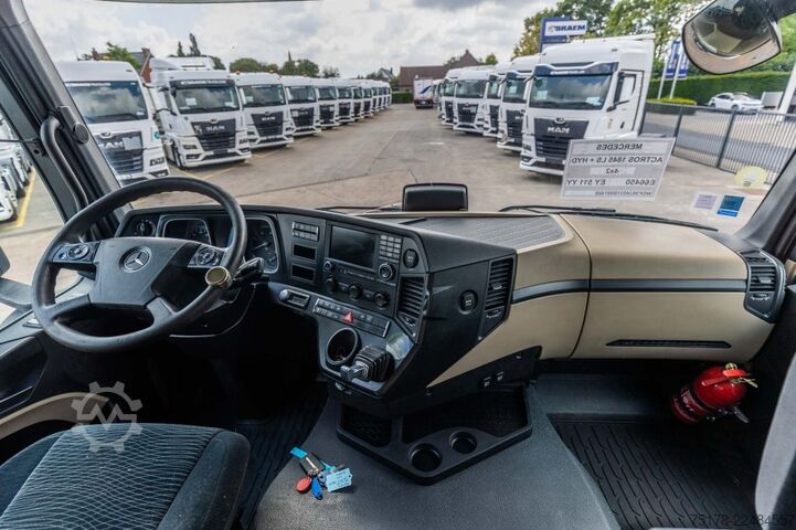 Standard tractor Mercedes-Benz ACTROS 1845 LS+HYDR