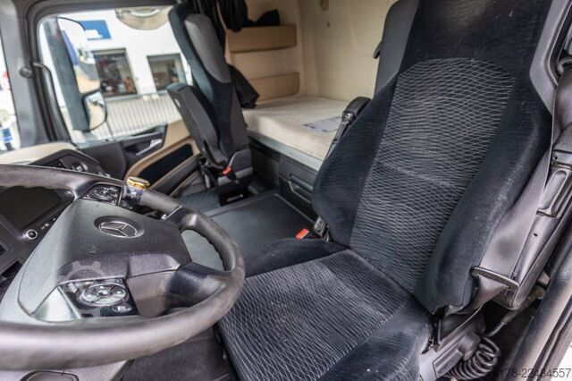 Standard tractor Mercedes-Benz ACTROS 1845 LS+HYDR