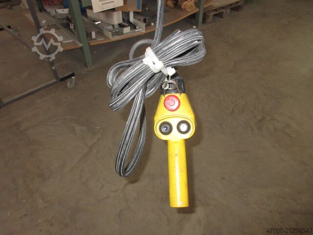 Saeulenschwenkkran Schwenkkran Kettenzug Abus LS Kran Drehkran Hallenkran 250KG Abus Kettenzug L 4m NL 250Kg H 3,6m 2006