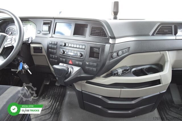 Standard tractor unit MAN TGX 18.470 GX