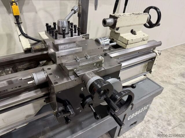 Center lathe Dalian CDS 6232
