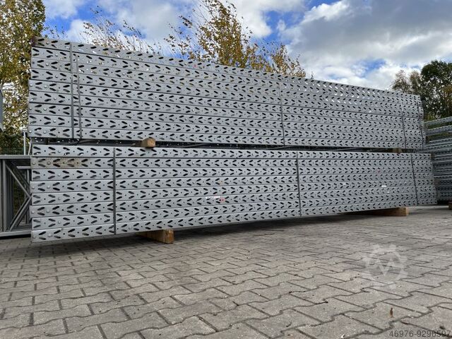 Palettenregal Hochregal Regal Elektrolux/ 19,62 lfm./ Ständer: 5.105 x 990 mm/ Traversen: 2.700 mm