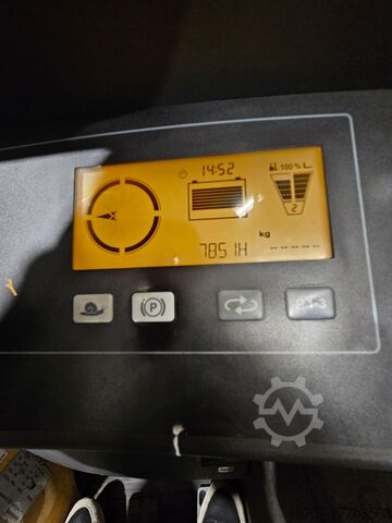 Reach truck forklift Jungheinrich ETV 325 2500kg 7400mm