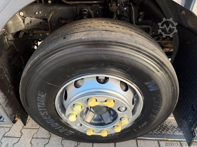 LKW mit Pritsche (offen) RENAULT Premium Lander Pritsche mit Kran FASSI