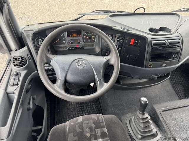 Atego 822 L flatbed 7.18 m, air conditioning, trailer hitch Mercedes-Benz Atego 822 L Pritsche 7,18m, Klima, AHK