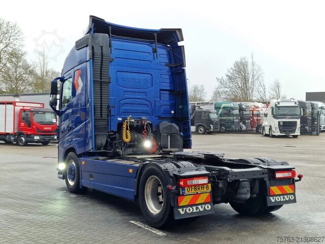 Standard-SZM Volvo FH 13.500 Globetrotter 4x2 - I parkcool - Full ...