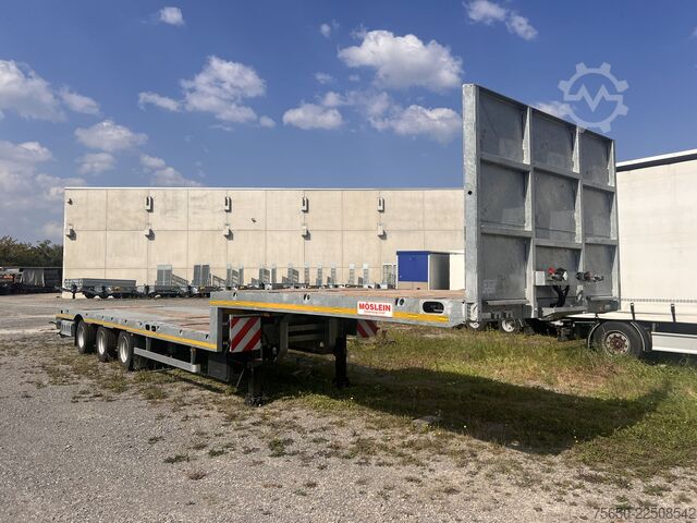 Low loader semitrailer Möslein ST 3 Plato 8,7  3 Achs Satteltieflader Plato 45 t GGfür Fertigteile, Baumaschinen