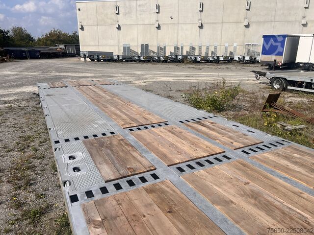 Low loader semitrailer Möslein ST 3 Plato 8,7  3 Achs Satteltieflader Plato 45 t GGfür Fertigteile, Baumaschinen