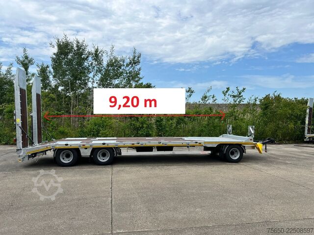 Low loader trailer Möslein T 3-9,20 F  3 Achs Tieflader mit gerader Ladefläche 9 m, Neufahrzeug