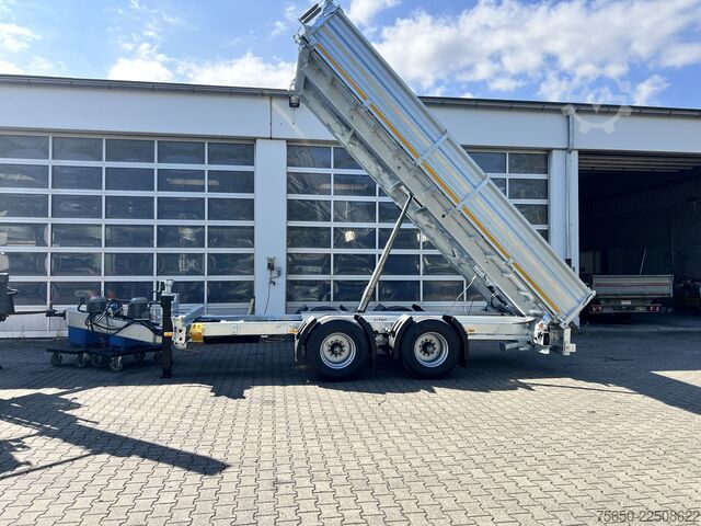Tipper trailer Möslein TTD 19 B  19 t Tandemkipper- Tieflader hydraulischer Klappe Breitbereifung