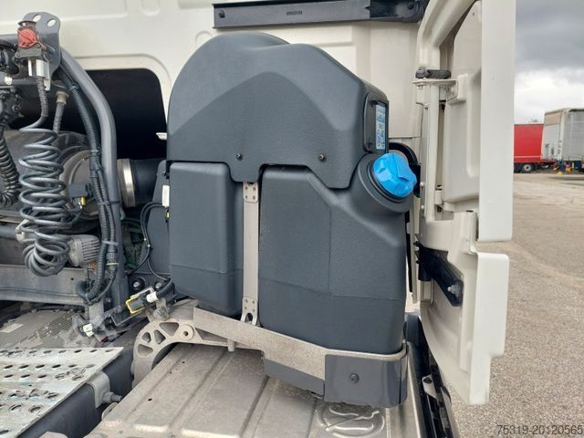 Standard SZM VOLVO FH 13 Globetrotter XL 500