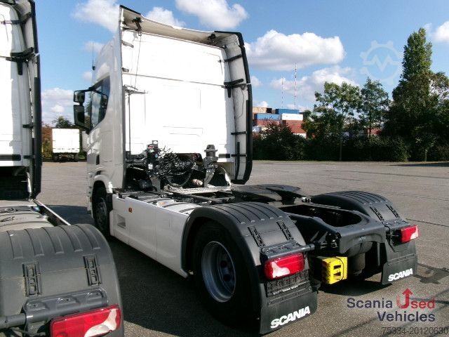 Standard tractor unit Scania R 460 A4x2NA
