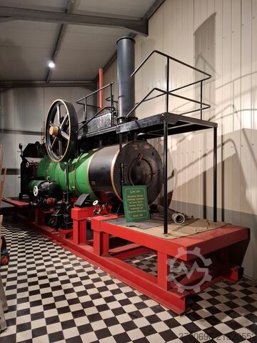 Vintage tractor Lanz Zweizylinder- Verbund-Heißdampf-Lokomobil