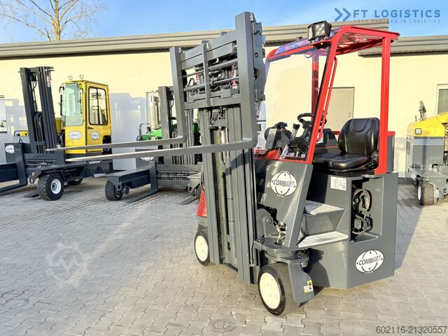 Vierwegestapler Combilift C3000CB GAS TRIPLEX 4900 FREE-LIFT