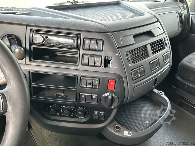 Standard tractor DAF XF 440 FT SC / 942 dkm / Tacho V2 / 2 Tanks / N...