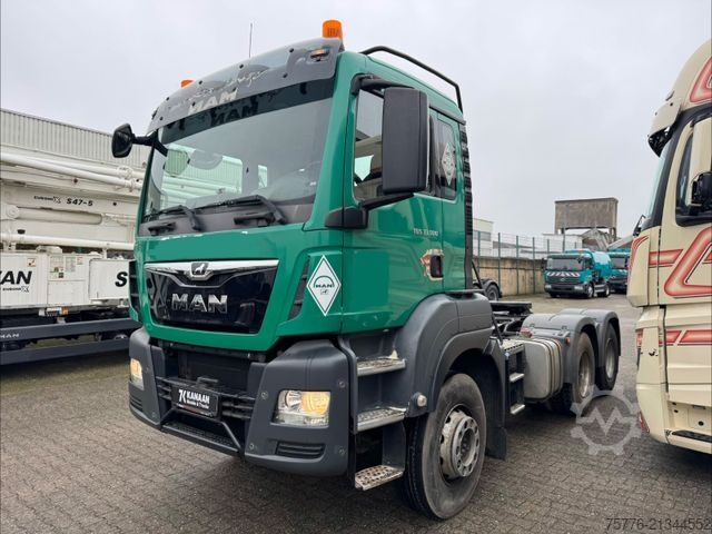 Heavy-duty truck MAN 33.500 TGS 6x4     Kipphydraulik
