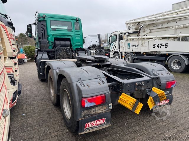 Heavy-duty truck MAN 33.500 TGS 6x4     Kipphydraulik