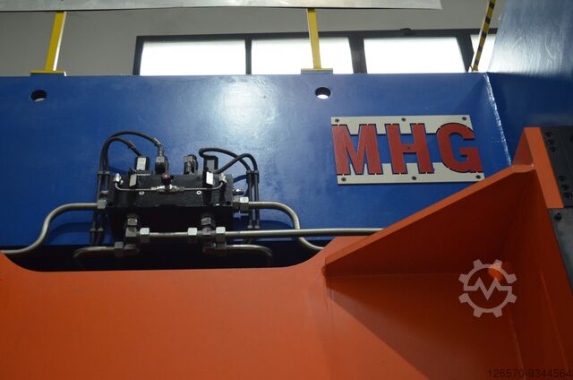Hidraulic press MHG ER.2S.DM 300t MHG ER.2S.DM-300/2100