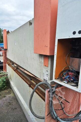 Abkantpresse Beyeler Euro III 225 x 4100