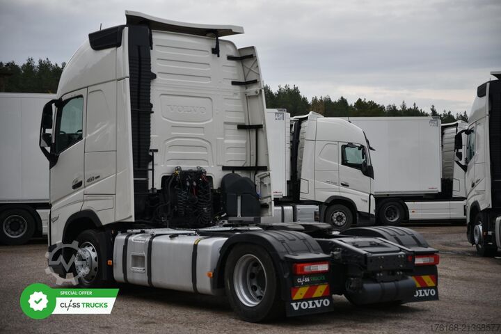 Standard tractor unit VOLVO FH 460 Globetrotter XL Varios i-Save