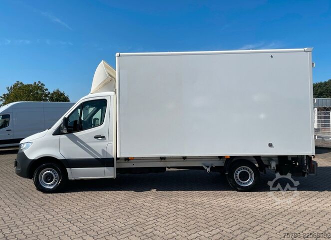 Transporter mit Koffer MERCEDES-BENZ Sprinter 315 CDI L3 Koffer/ LBW 750 kg/ Tür/ AC