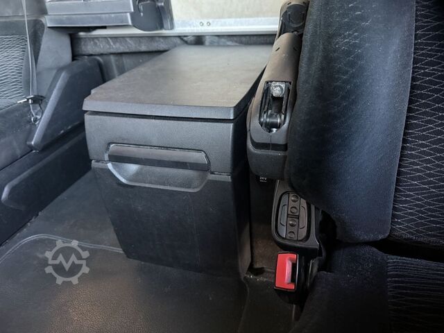 LKW mit Pritsche & Plane MERCEDES-BENZ Actros 1840 Klima Retarder ACC 7,6m MEGA Jumbo