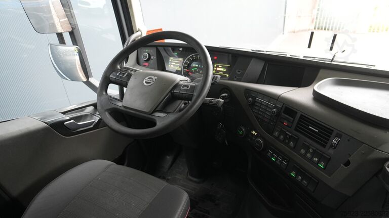 Gefährliche Stoffe Volvo FH 420 6X2 Adr tractor unit