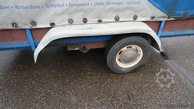EQUIPE Taurpalin trailer broken axle! EQUIPE Taurpalin trailer broken axle!